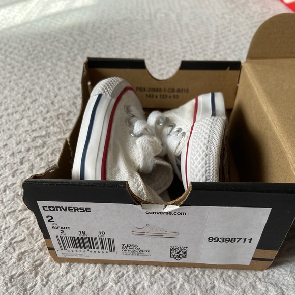 Converse toddler shoes - Picture 3 of 5